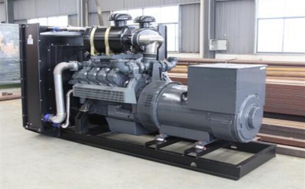 沧州二手康明斯50kw小型柴油发电机组